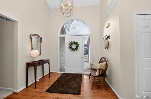 20363 Columbia Dr, Macomb, MI, 48044-3561 | Card Image