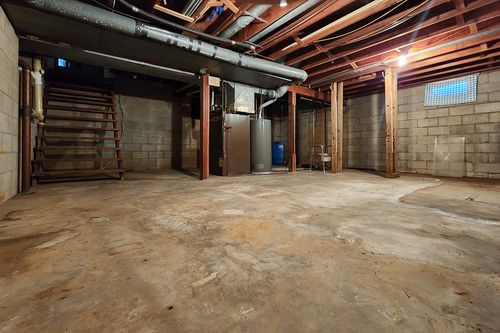 19828 N Isaacson Dr, Chillicothe, IL, 61523-9184 | Card Image