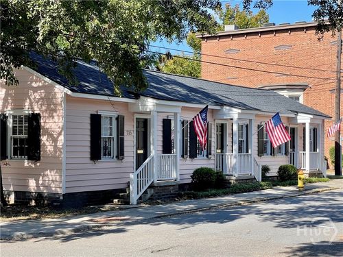 215-217-217 W Taylor Street, savannah, GA, 31401 | Card Image
