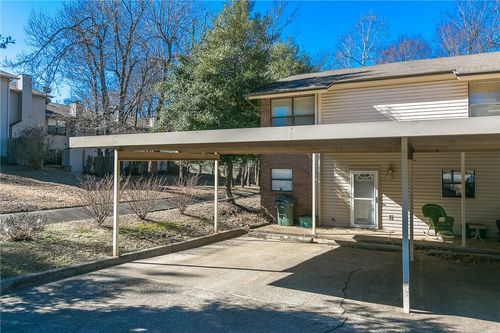 2201 N East Oaks Dr, Fayetteville, AR, 72703-6110 | Card Image