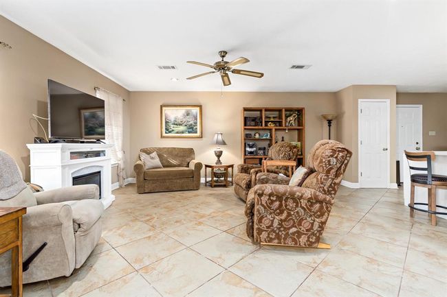 4859 Cleveland Ave, House other with 4 bedrooms, 3 bathrooms and 4 parking in Groves TX | Image 31