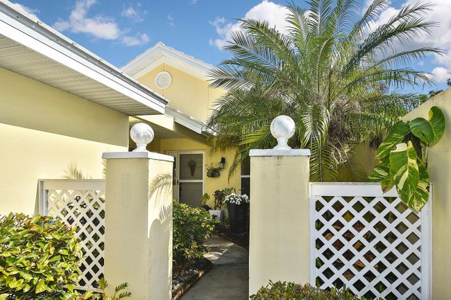 8 - 714 Brightside Crescent Drive, House other with 2 bedrooms, 2 bathrooms and null parking in Venice FL | Image 4