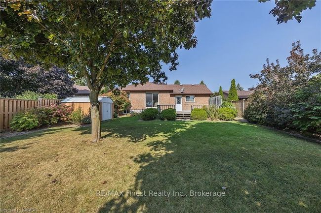 705 Braeside Cres, House other with 4 bedrooms, 2 bathrooms and 2 parking in Kingston ON | Image 33