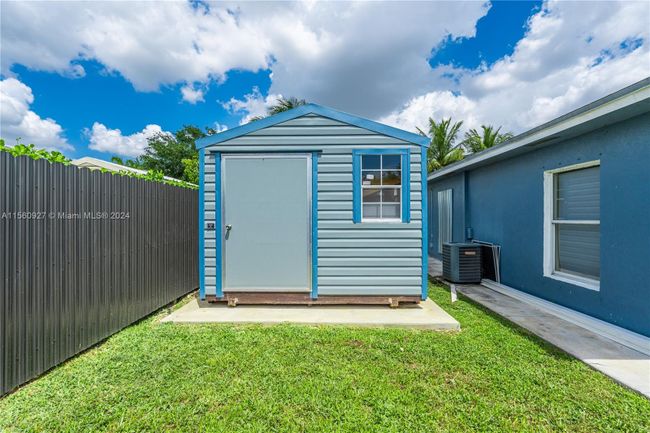 24260 Sw 129 Th Path, House other with 3 bedrooms, 1 bathrooms and null parking in Homestead FL | Image 22