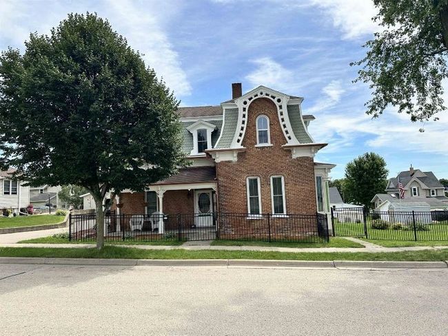 229 N Monroe St, House other with 5 bedrooms, 2 bathrooms and null parking in LANCASTER WI | Image 17