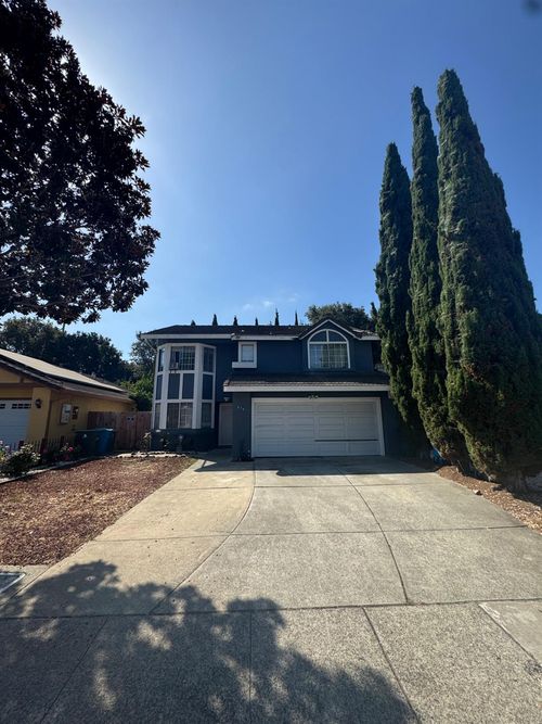 475 Whitney Ave, Vallejo, CA, 94589-3822 | Card Image