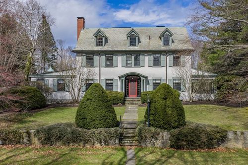 45 Forest Ave, Swampscott, MA, 01907-2320 | Card Image
