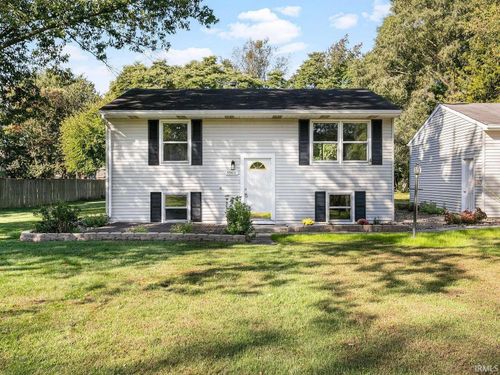 55411 Beech Road, Osceola, IN, 46561 | Card Image