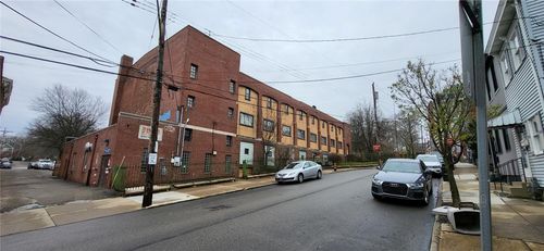 333 45th St, Pittsburgh, PA, 15201-1713 | Card Image