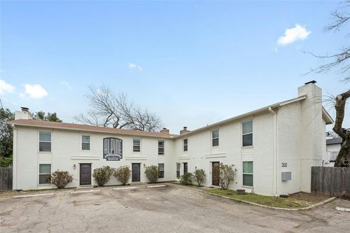 apt-2-3500 Alpine Cir, Austin, TX, 78704-7163 | Card Image