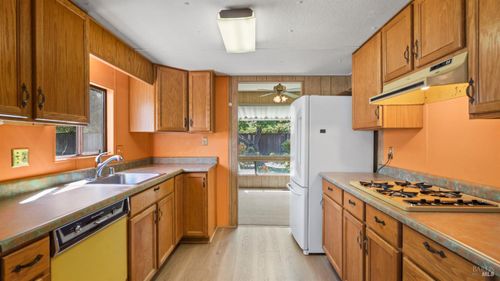 808 Las Palmas Avenue, Novato, CA, 94949 | Card Image