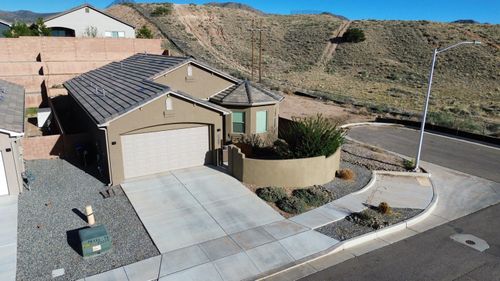 2044 Cougar Run Ct, Albuquerque, NM, 87123-2797 | Card Image