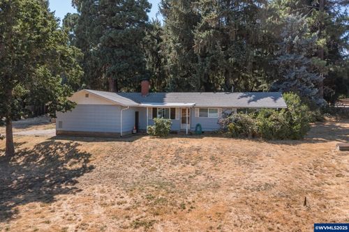 92891 Allens Aly, Cheshire, OR, 97419-9717 | Card Image
