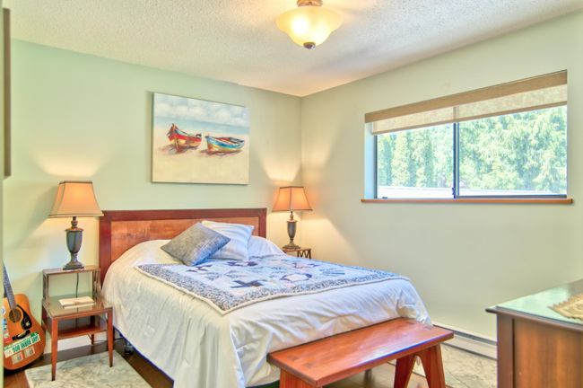 6264 Christian Road, House other with 3 bedrooms, 3 bathrooms and 6 parking in Sechelt BC | Image 13