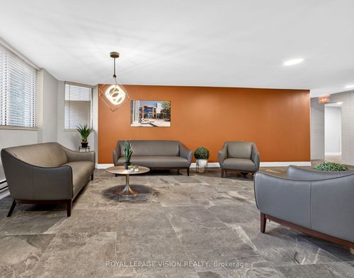 1002-81 Millside Dr, Milton, ON, L9T3X4 | Card Image