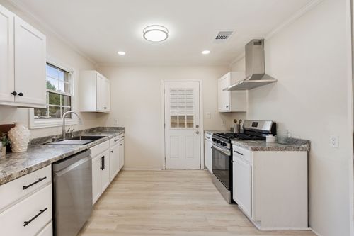 4121 Alamo Ave, Fort Worth, TX, 76107-6404 | Card Image