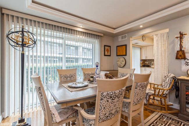 APT-103 - 4900 Foster St, Condo with 1 bedrooms, 1 bathrooms and 29 parking in Skokie IL | Image 6