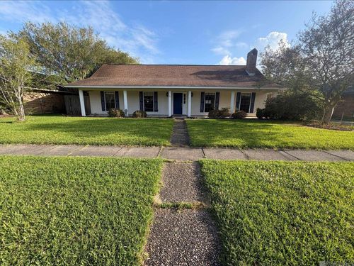 16005 Chickamauga Ave, Baton Rouge, LA, 70817-3114 | Card Image