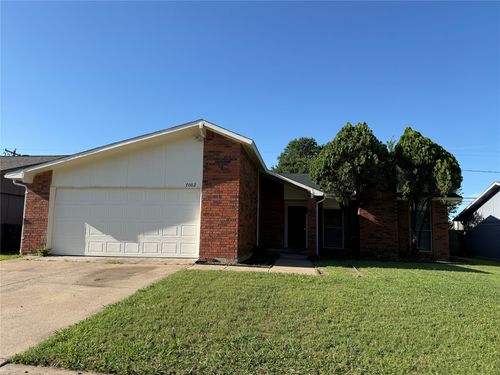 7002 Forestview Dr, Arlington, TX, 76016-5029 | Card Image