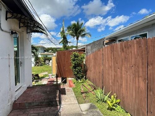 2-2215 Sw 47th St, Fort Lauderdale, FL, 33312-5749 | Card Image