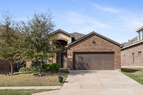 15725 Carlton Oaks Dr, Fort Worth, TX, 76177-2166 | Card Image