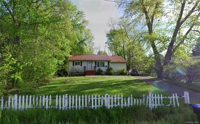 10 Merriewold Lane N, House other with 3 bedrooms, 1 bathrooms and null parking in Blooming Grove NY | Image 1