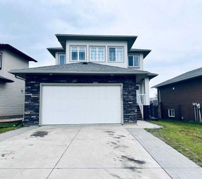 11801 86a St, House detached with 5 bedrooms, 3 bathrooms and 4 parking in Grande Prairie AB | Image 1