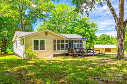 1224 Martin Rd, Hickory Grove, SC, 29717-7710 | Card Image