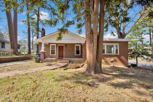 113 Austin St, Sanford, NC, 27330-4812 | Card Image