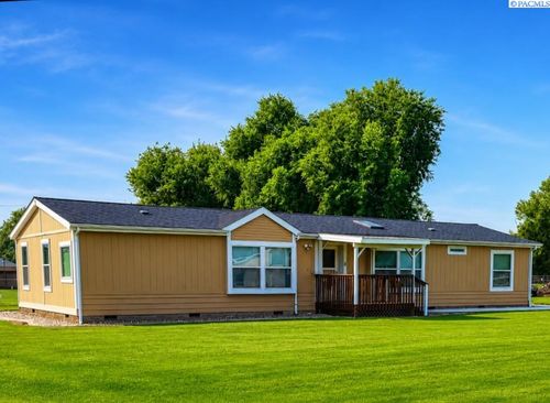 20204 S 2154 Pr Se, Kennewick, WA, 99337-6776 | Card Image