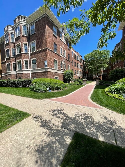 h1-549 Hinman Ave, Evanston, IL, 60202-4616 | Card Image
