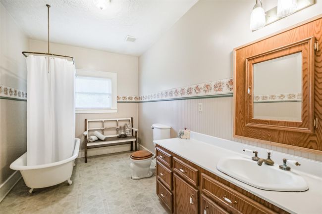 3524 County Road 107 F, House other with 4 bedrooms, 2 bathrooms and 2 parking in Pearland TX | Image 10