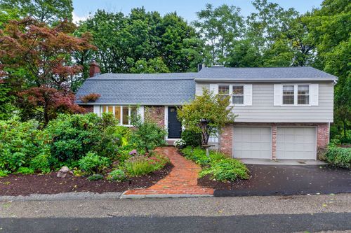 130 Moss Hill Rd, Boston, MA, 02130-3009 | Card Image