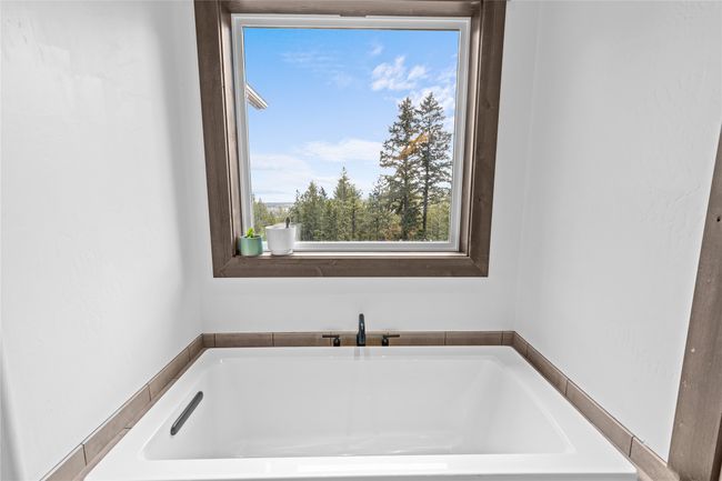 Full bath with a tub | Image 29