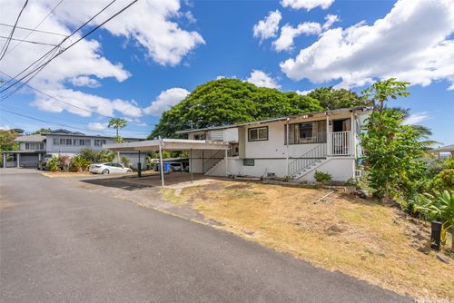 441 Kanani Pl, Honolulu, HI, 96817-1738 | Card Image