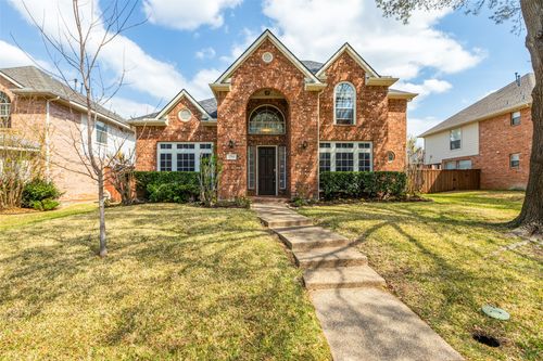 8708 Berwick Dr, Plano, TX, 75025-3864 | Card Image