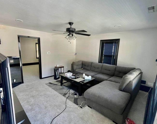 435 Spruce St, House other with 3 bedrooms, 2 bathrooms and null parking in Manchester NH | Image 8