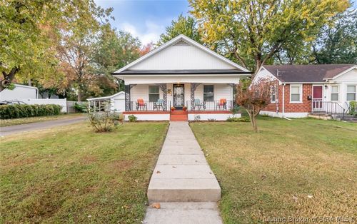 1035 Main St, Jeffersonville, IN, 47130-4243 | Card Image