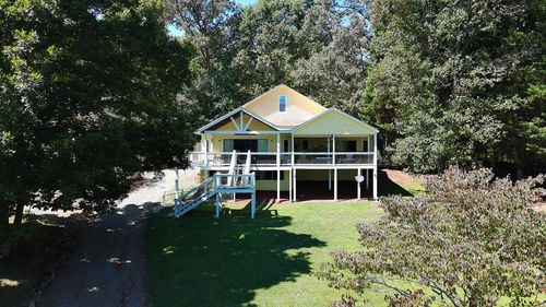 557 Hidden Pines Ct, Hiawassee, GA, 30546-1740 | Card Image