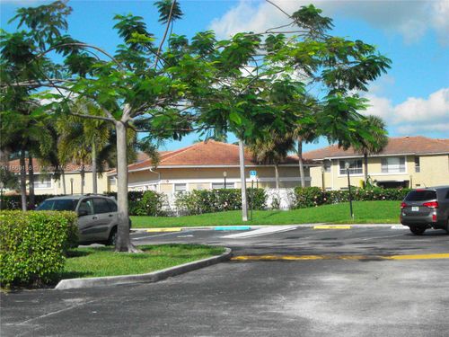 10080-10080 Twin Lakes Dr, Coral Springs, FL, 33071-5349 | Card Image