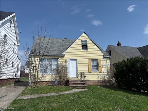 3927 E 153rd St, Cleveland, OH, 44128-1124 | Card Image