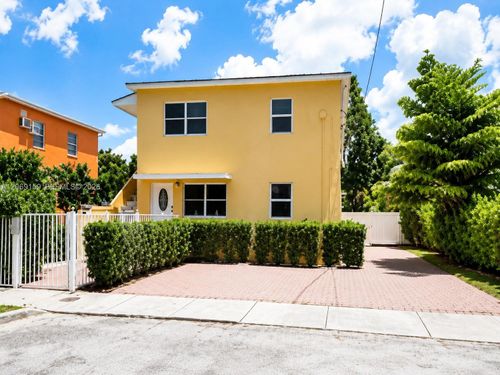 2-985 Sw 10th St, MIAMI, FL, 33130-3738 | Card Image