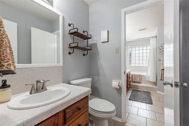 Primary bathroom | Image 22