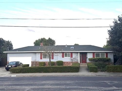 4223 Ridge Dr, Pittsburg, CA, 94565-6033 | Card Image