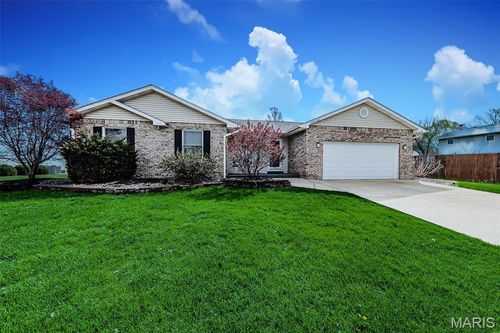 1130 Chancellor Dr, Edwardsville, IL, 62025-3993 | Card Image