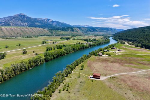 863 Snake River Rd, Swan Valley, ID, 83449 | Card Image