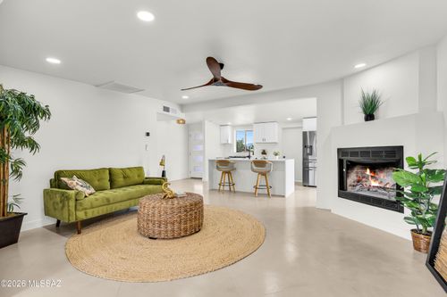7438 E 25th Street, Tucson, AZ, 85710 | Card Image