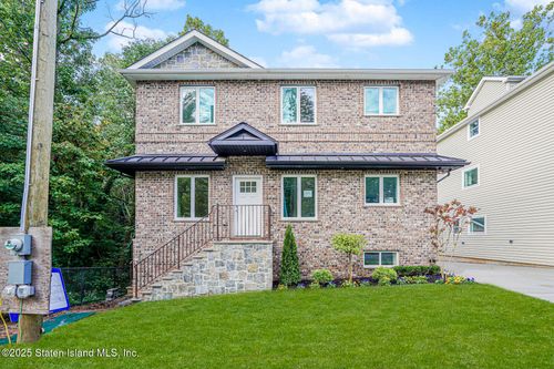 674 Arden Ave, Staten Island, NY, 10312-3350 | Card Image
