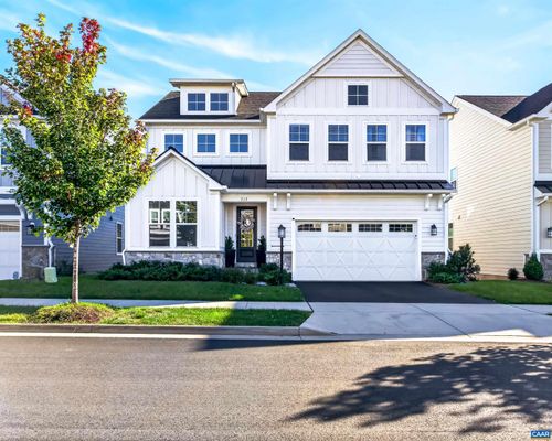 717 Arboleda Dr, CROZET, VA, 22932-1592 | Card Image