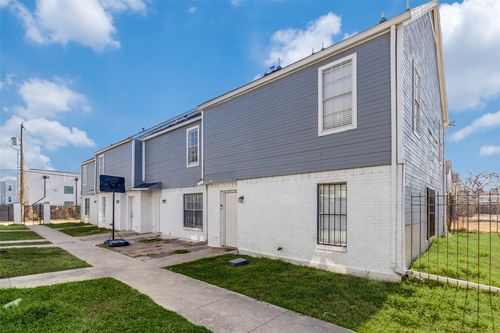 apt-a-4618 San Jacinto St, Dallas, TX, 75204-4935 | Card Image